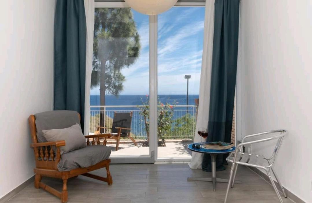 Villa'S Apartment On The Beach, Swimming Pool A/C Palermo Exterior photo